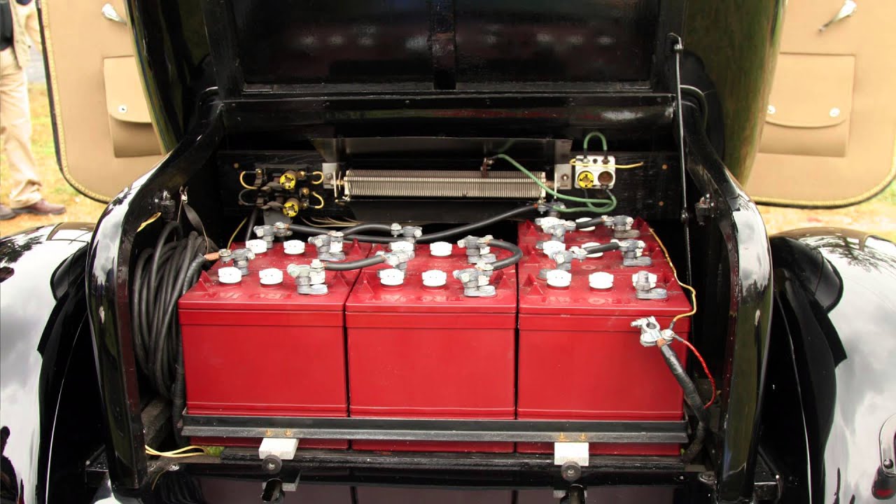 Early Electric Car: 1932 Detroit Electric