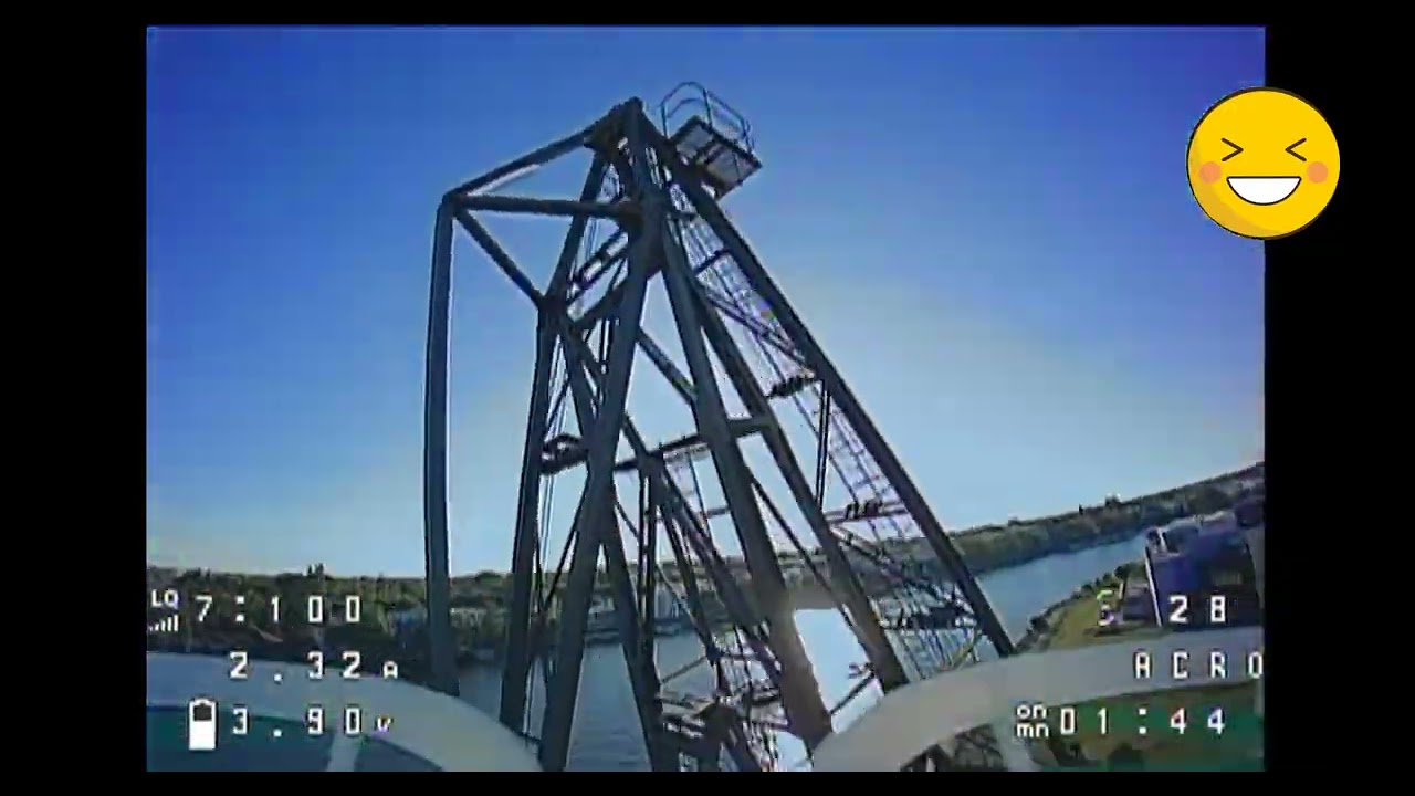 a crane by the water, I had to whoop it 😏 Analog is not dead !!!