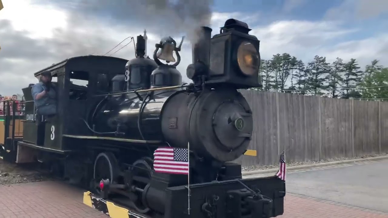 Edaville Railroad: An Afternoon in The Boggs