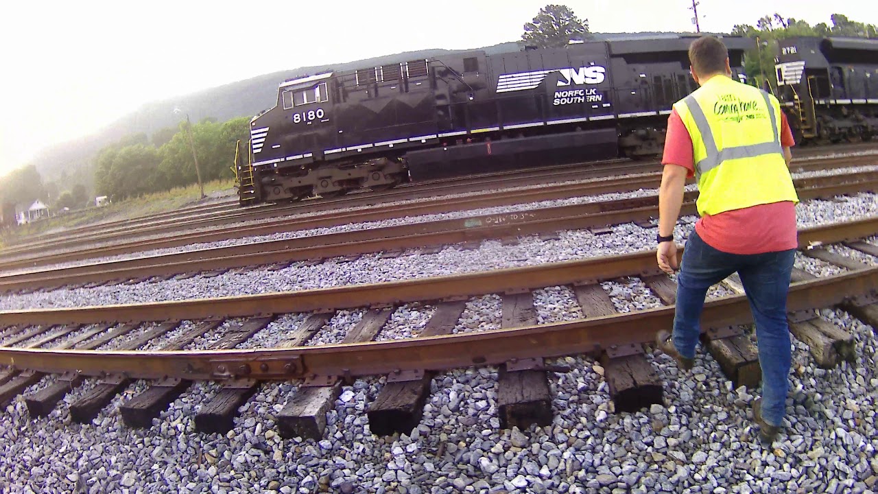 NS Freight Train goes into EMERGENCY!!! After missing Truck at Emory Gap TN CONDUCTOR Gives Me