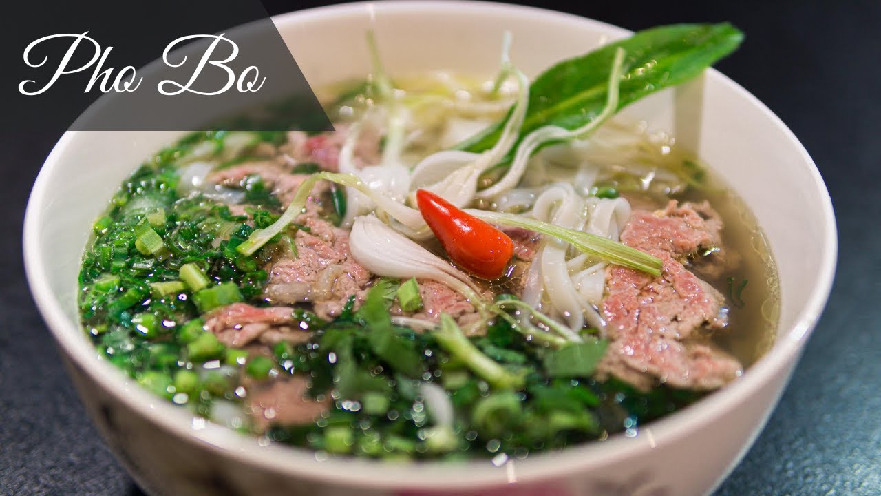 Phở Bắc truyền thống, bí quyết để thịt mềm, nước lèo trong | Pho Recipe【ENG SUB】| Mai Hoa Cooking #8