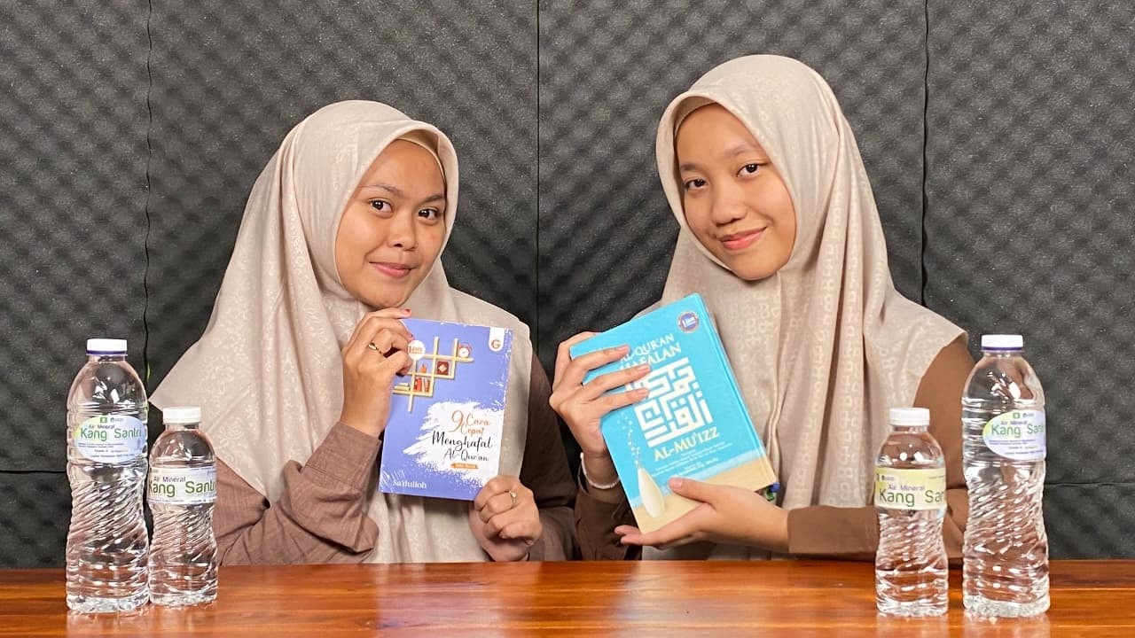 MEDLEY SHOLAWAT || Cover Santriah PPHS - Sayla & Juliana