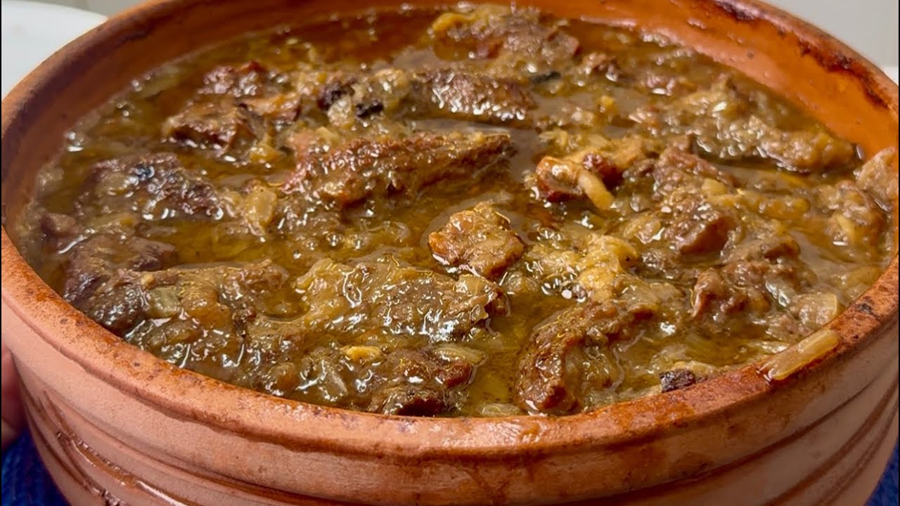 طاجن لحمه بالبصل بطريقه جديده وسر اللحمه الدايبه