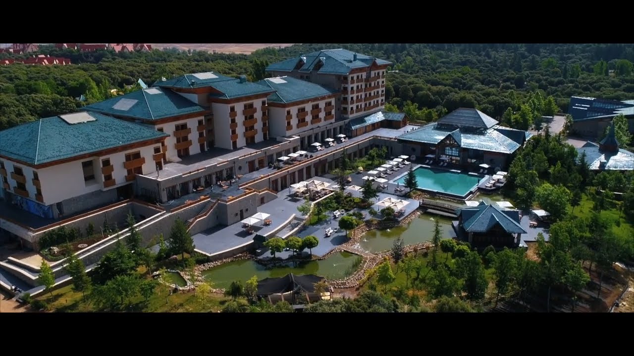 Michlifen Resort and Golf.mp4