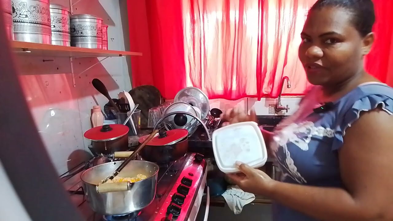 Eu já estou por aqui fazendo aquele almoço do domingo 😃
