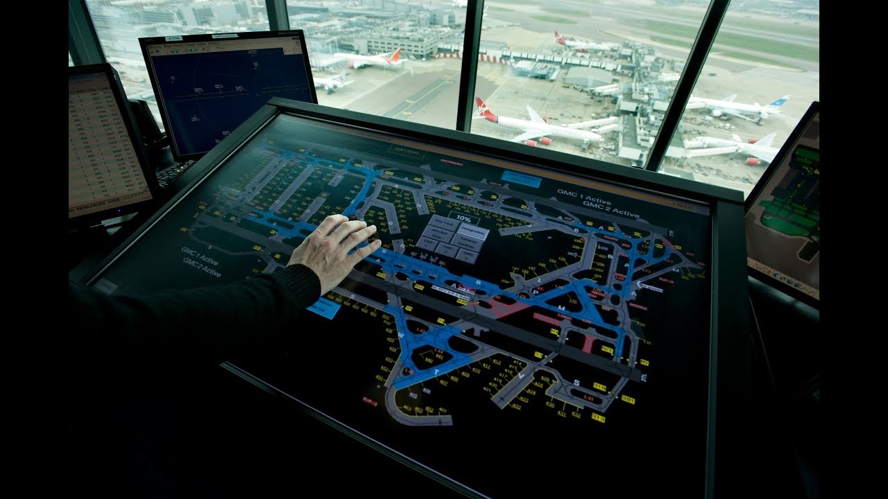 Controller works Heathrow Ground on VATSIM!