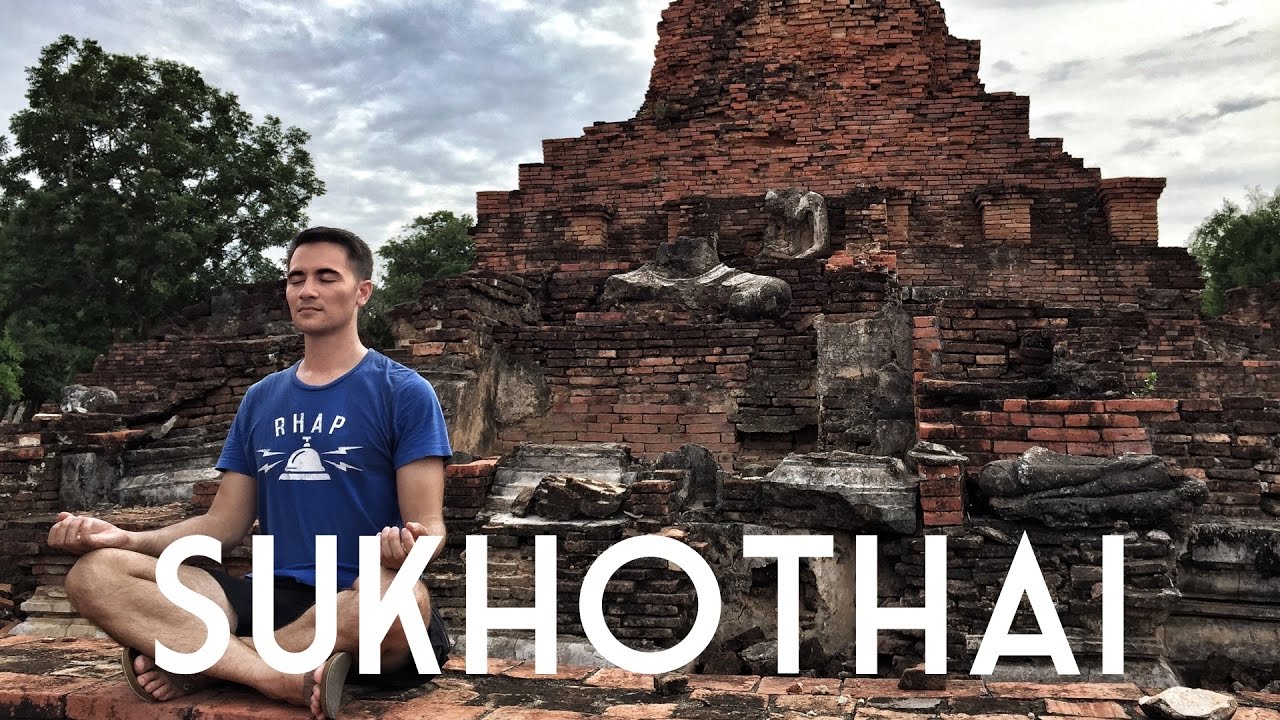SUKHOTHAI, THAILAND // Exploring Thailand's Old Capital // Travel Vlog