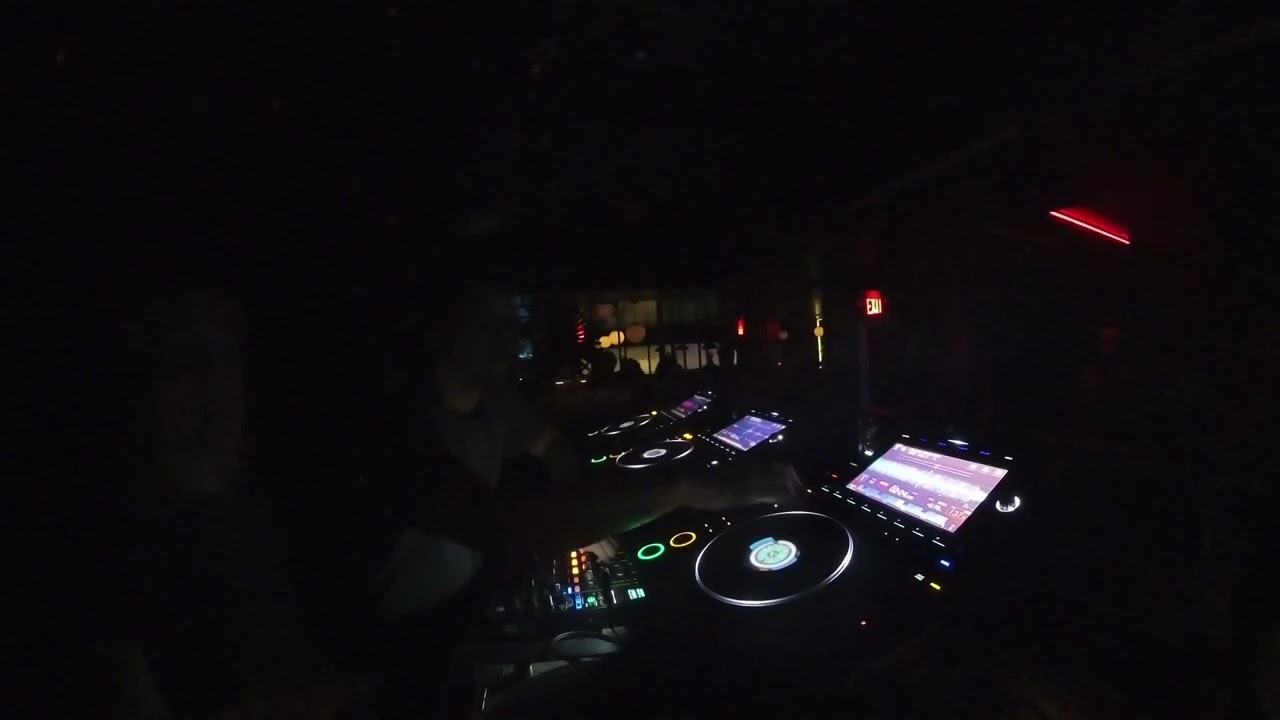 ceviché b2b Sam Valle @ Bossa Nova Civic Club