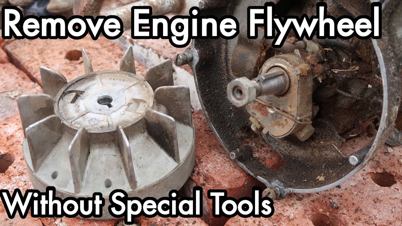 1950s David Bradley Chainsaw Restoration 03: Remove Engine Flywheel without Special Tool / Puller