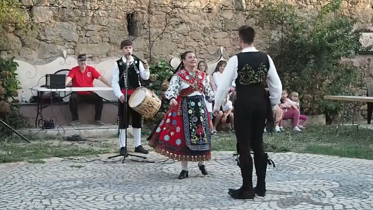 Certamen de tamborileros en San Esteban de la Sierra