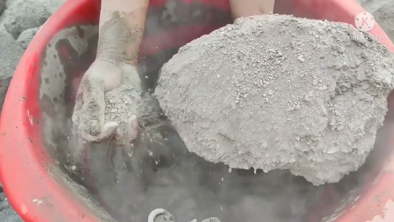 Super crunchy Grainy sand cement dry and water 💦 crumbling/ Satisfying Asmr