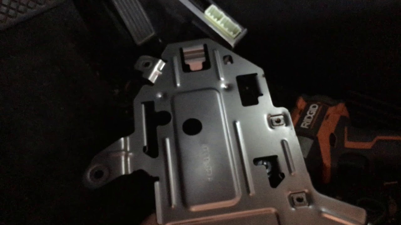 2013 GMC Terrain a/c air not switching to defrost/feet/front vents