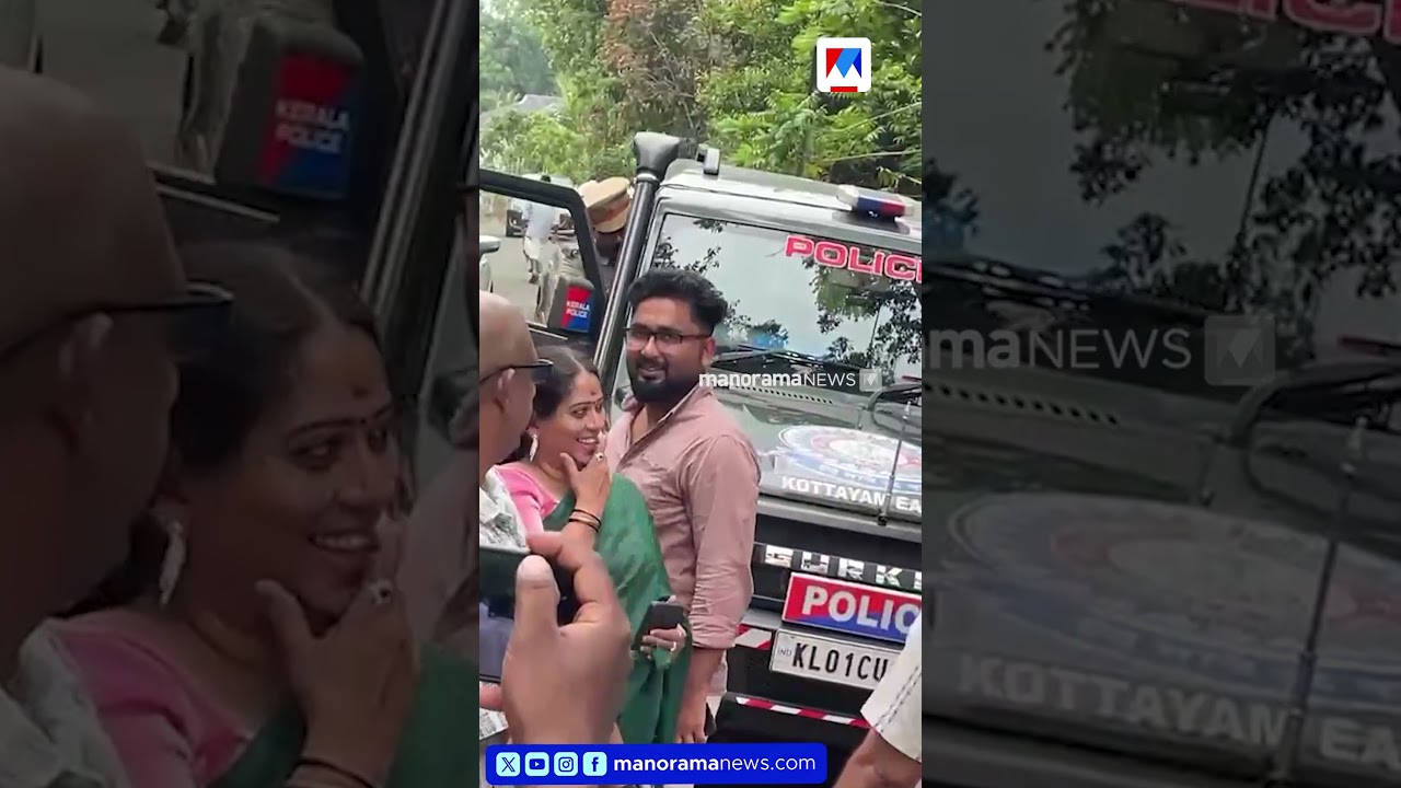 തൻ്റെ ഓഫിസിലേക്കുള്ള BJP പ്രതിഷേധ മാർച്ചിനെ സ്വീകരിച്ച് ചാണ്ടി ഉമ്മൻ #chandyoommen
