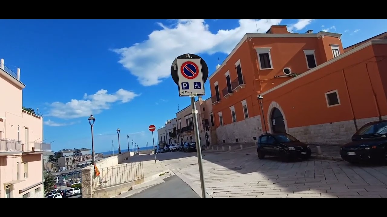Visiting the beautiful Port of Bisceglie 🇮🇹👋👍