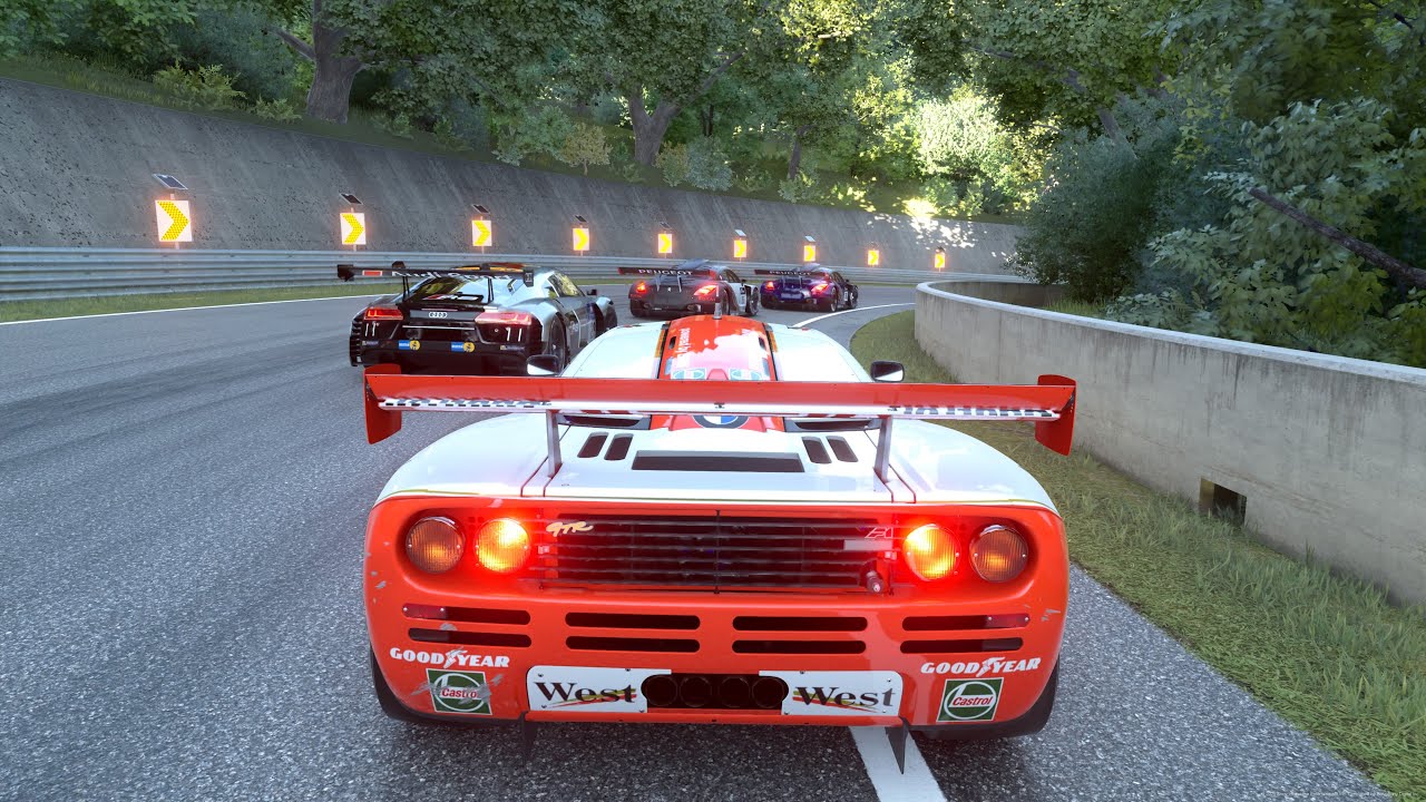 Gran Turismo 7 | Daily Race | Deep Forest Raceway | McLaren F1 GTR - BMW