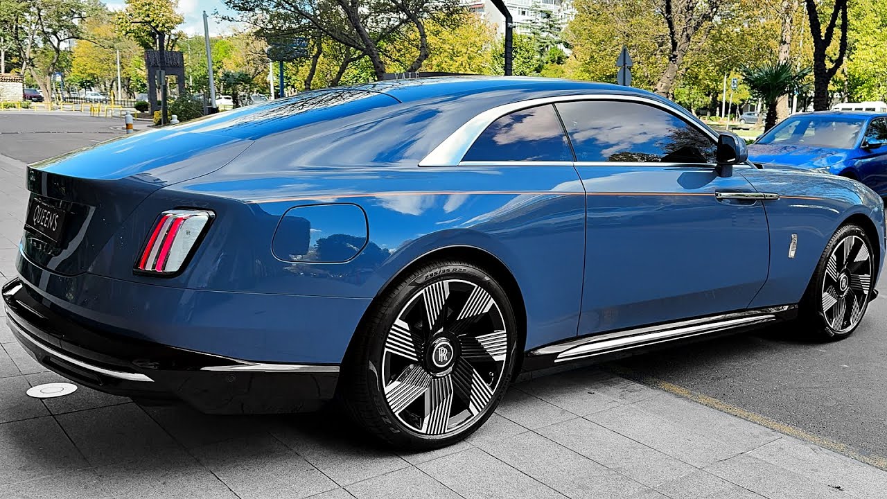 Rolls Royce Spectre (2025) - The Best and Most Luxurious Car in the World!