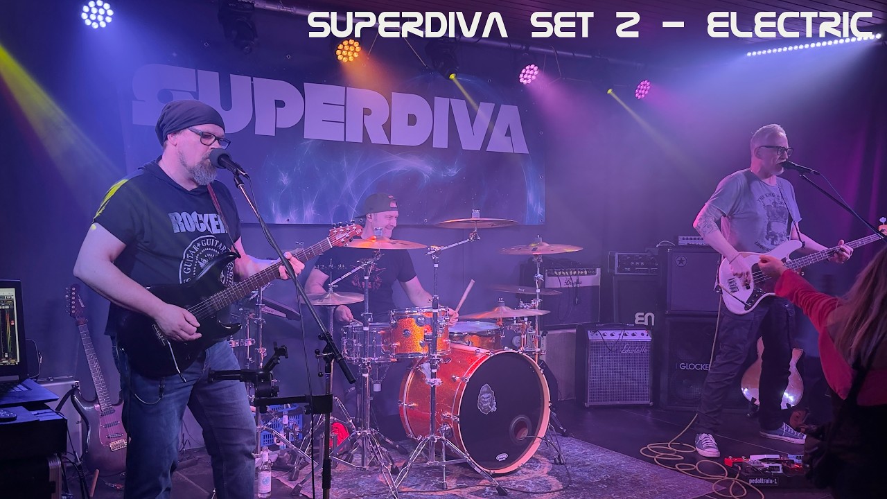 CLUBHAUS 06 - SUPERDIVA - ELECTRIC SET 2