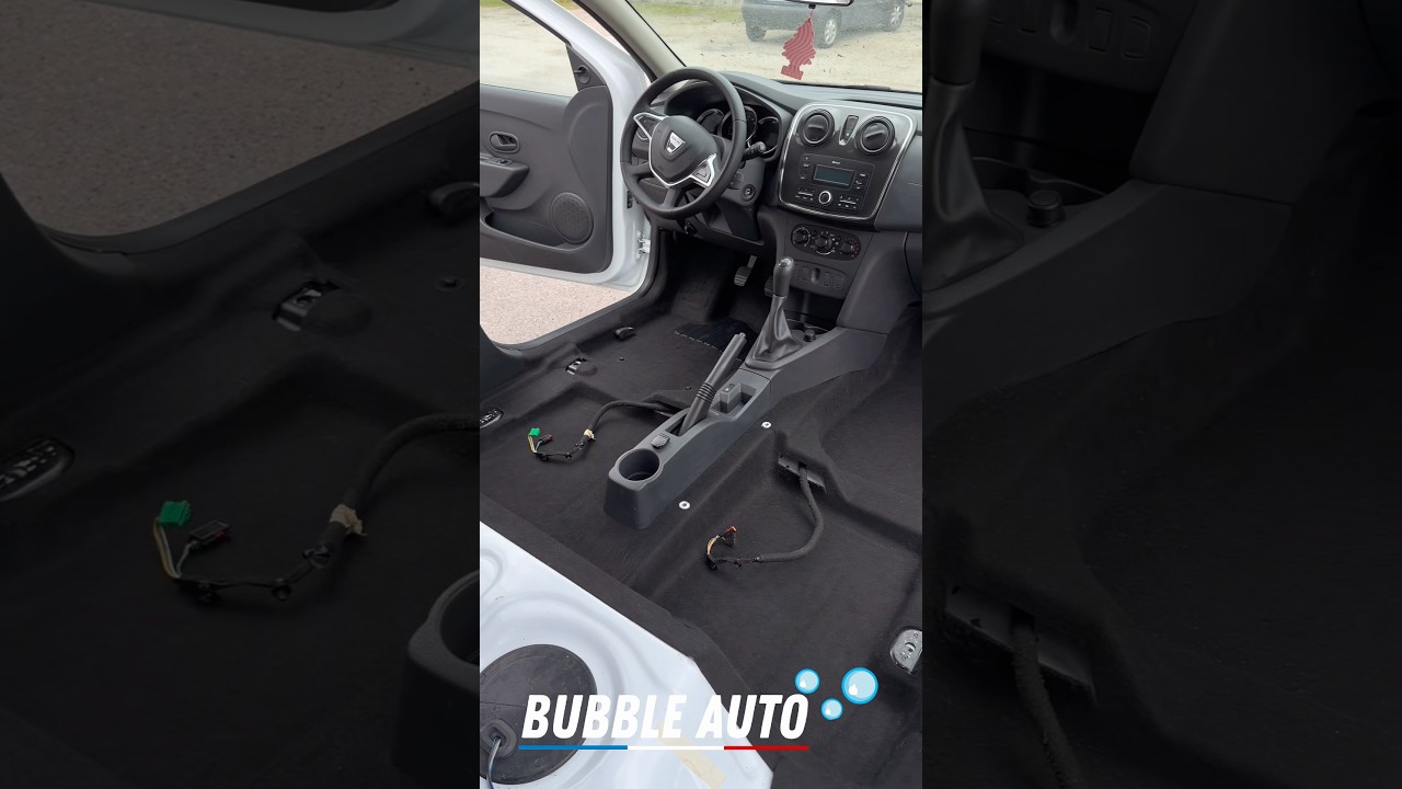Nettoyage de la voiture d&rsquo;une cliente qui m&rsquo;a d&eacute;couvert sur les r&eacute;seaux sociaux 🤝 #nettoyageauto