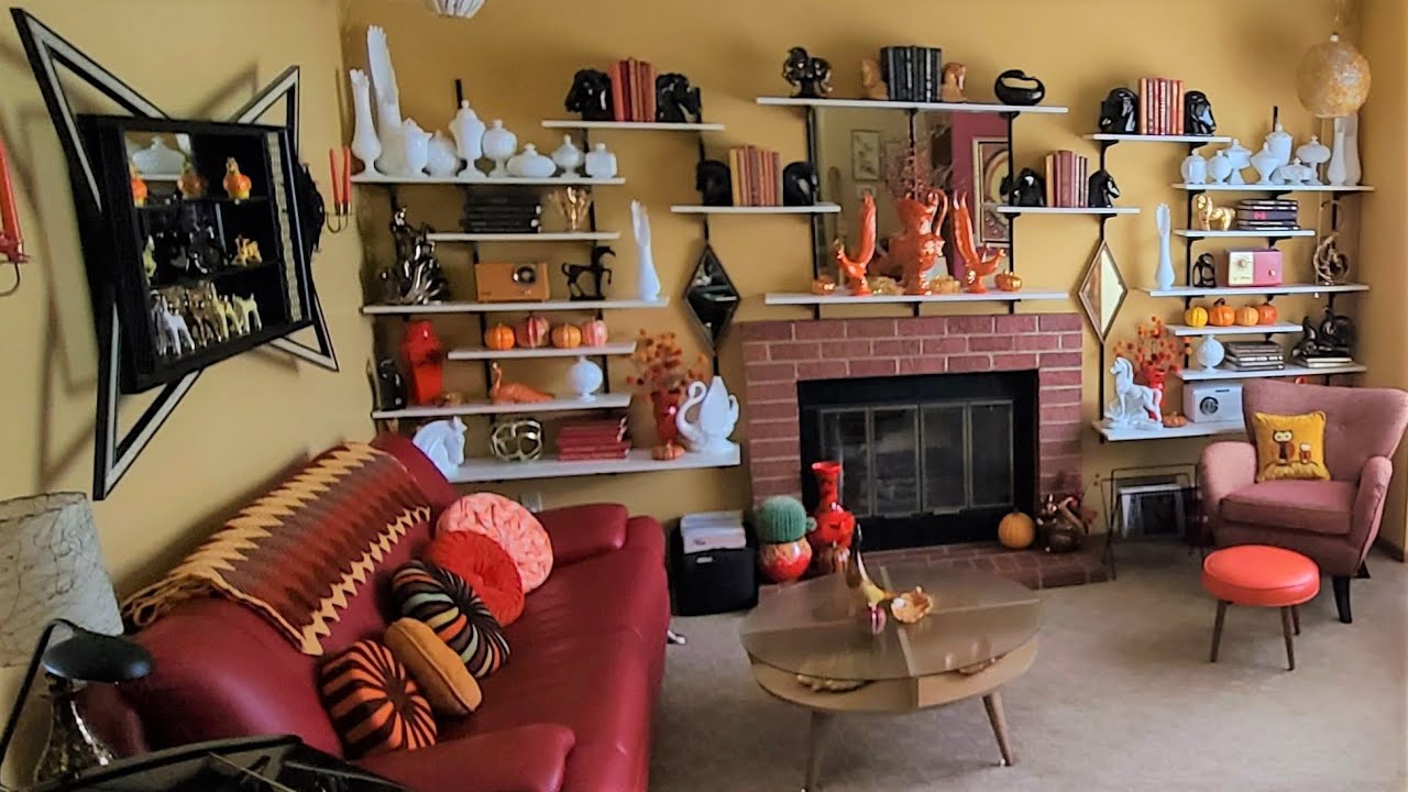 FALL DÉCOR LIVING ROOM TOUR  | Vintage Retro MCM Pottery, Milk Glass, Furniture, Lighting, Radios