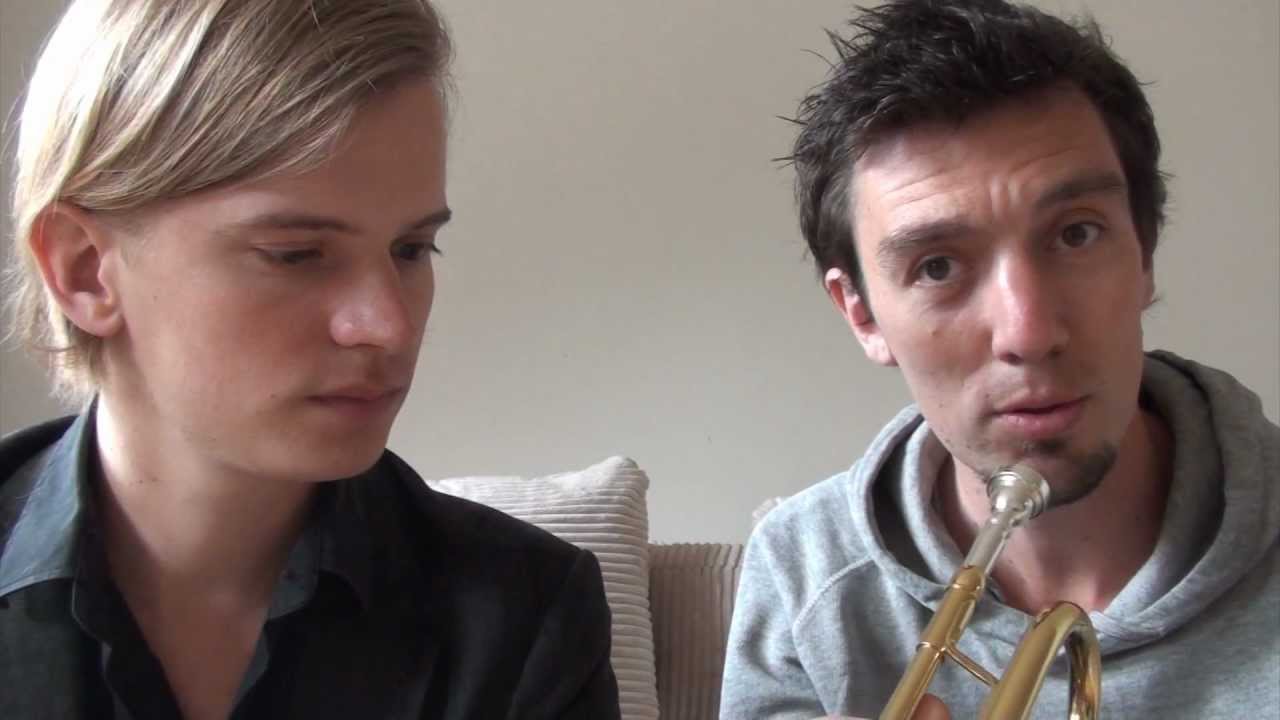Playing your first note on the trumpet (Embouchure)