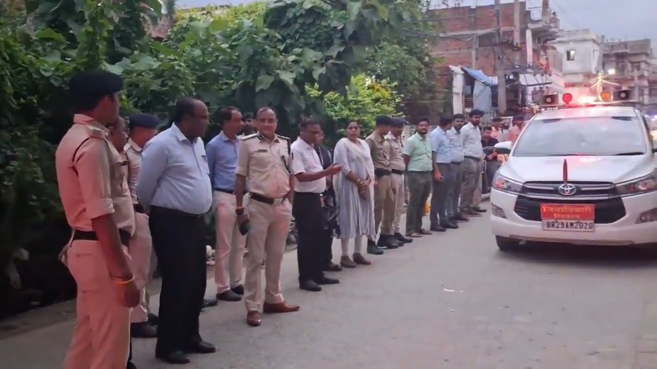 District magistrate car convoy at work #ias #ipsmotivation #upsc #dm 