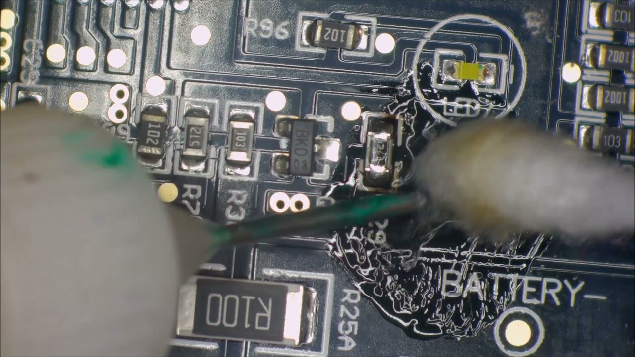 noco gb150 wont turns on exclamation mark light flashing only