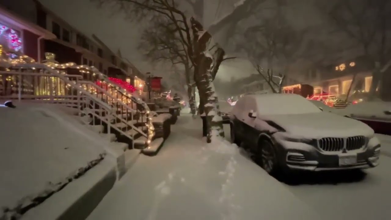 Christmas Snow Walk in NYC | no music| real sounds