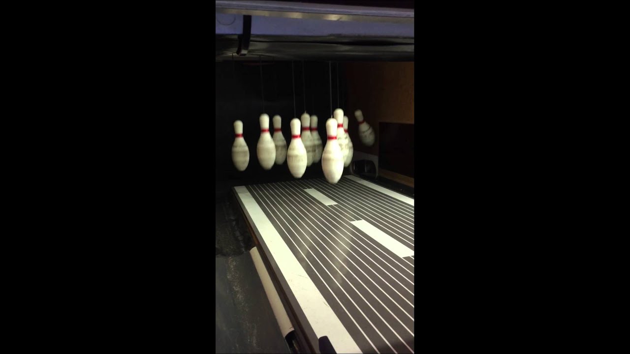 QubicaAMF Highway66 Mini-Bowling Close-Up Full Cycle