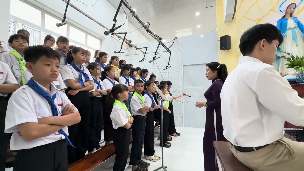 Hãy Trở Về - Ngọc Kôn 