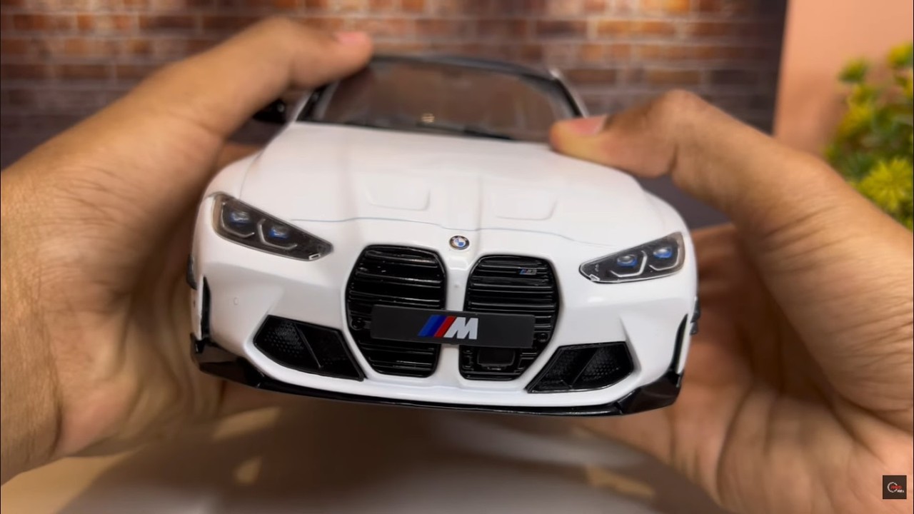 Литая модель Solido Bmw M3 1/18