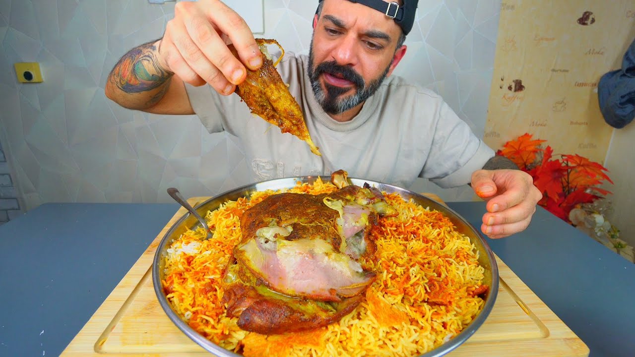 الحنيذ اليمني بكتف خروف على اصوله - موكبانغ اكل Yemeni Lamb Haneeth Mukbang Eating Show