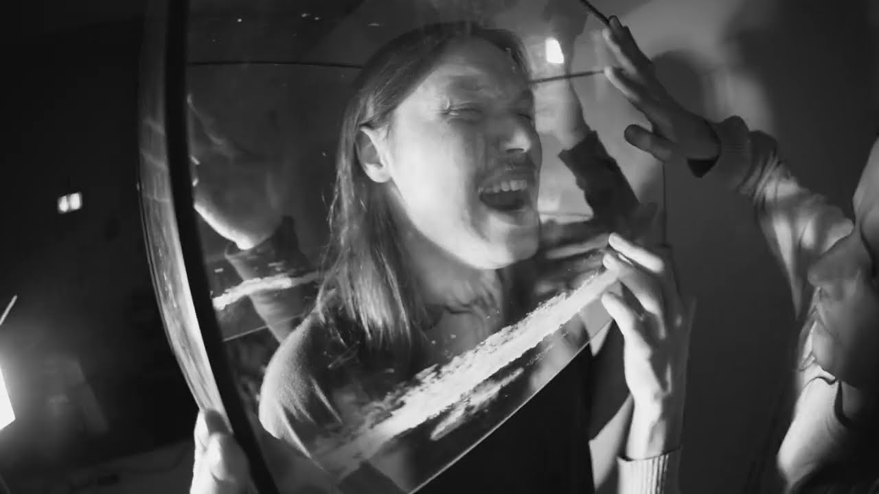 ROVAR &ndash; Way Out (Official Video)