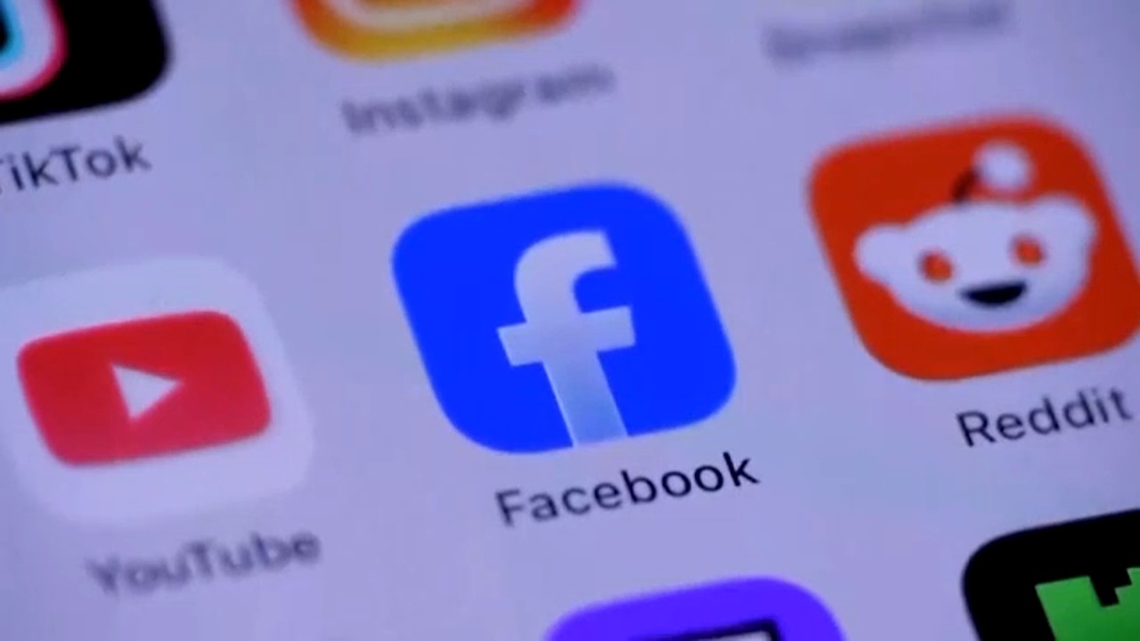 Mark Zuckerberg takes the stand in landmark trial over social media addiction claims