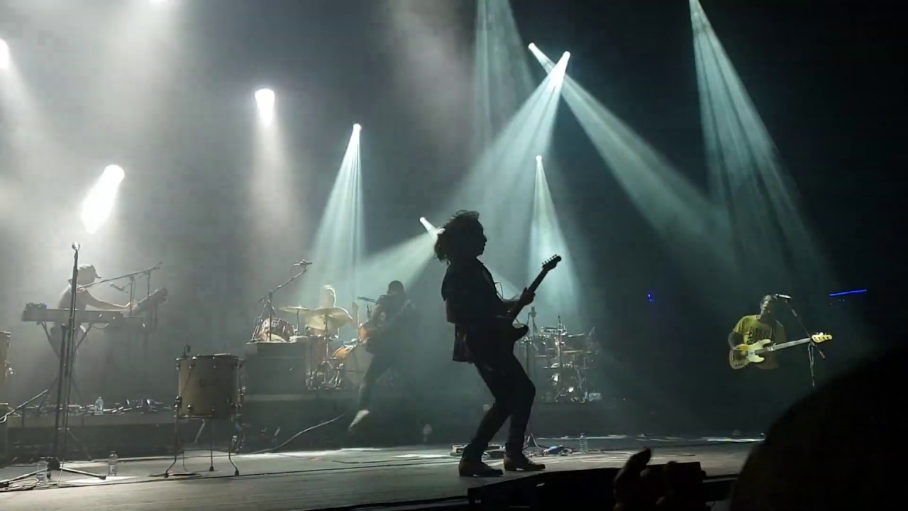 Diabo na Cruz - Lenga Lenga (ao vivo no Coliseu do Porto)