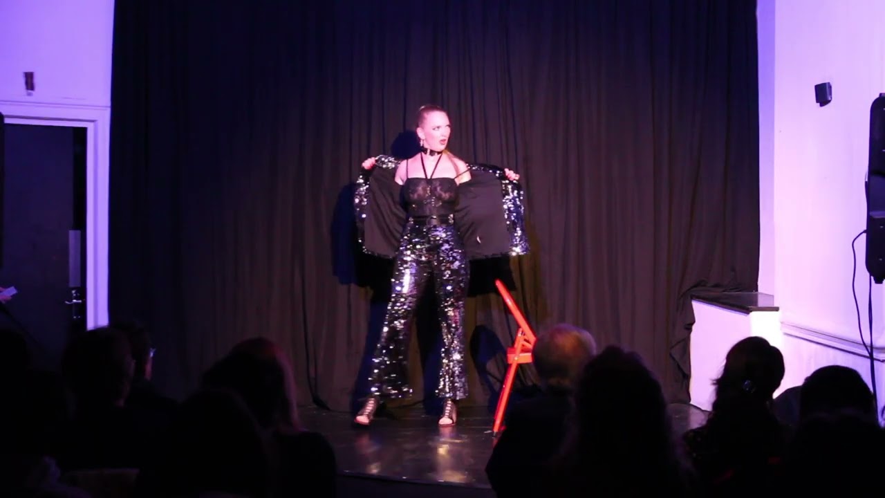Sugar, a chair based acro-burlesque routine