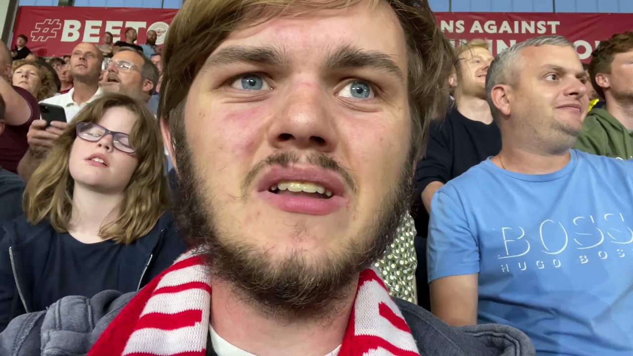 Brentford v Arsenal Vlog - THE BEES FIRST PREMIER LEAGUE GAME!