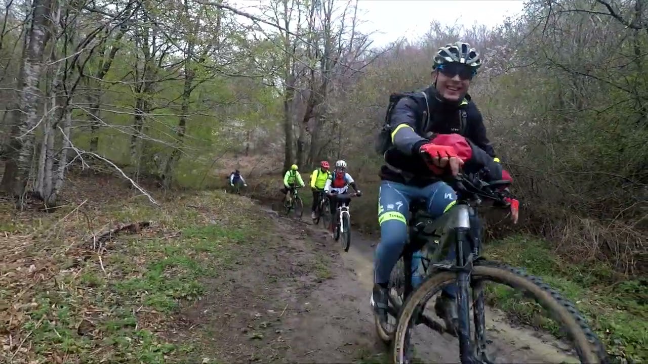 La via degli Dei (da Bo a Fi) in MTB in 3 giorni - 