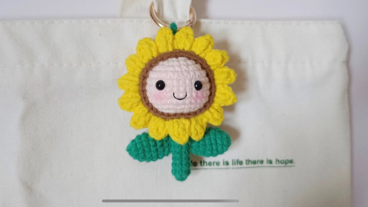 The Perfect Gift: How to Create a Crochet Sunflower Keychain | Baby Sunflower | Crochet Flower