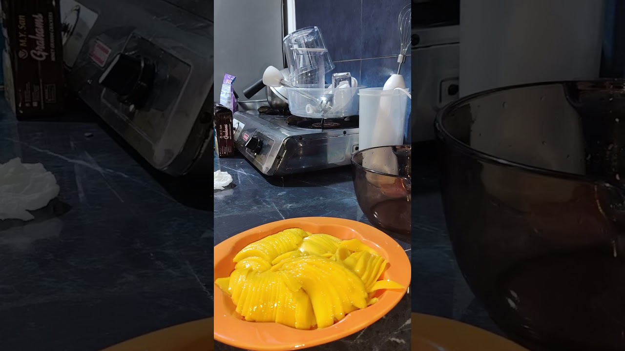 HOW TO MAKE CREAMY MANGO GRAHAM