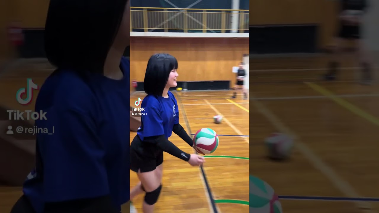 【tiktok100万回再生】リベロにサーブ打たせてみた #バレーボール #volleyball