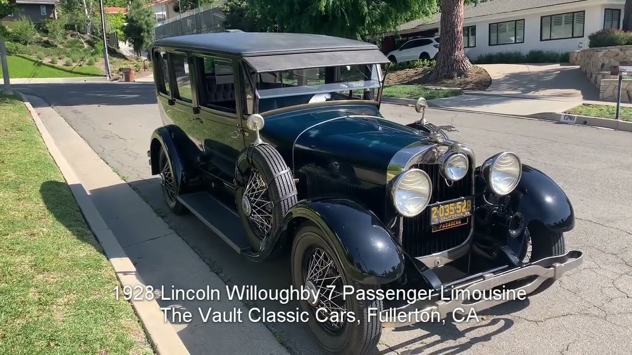 1928 Lincoln Willoughby 7 Passenger Limousine