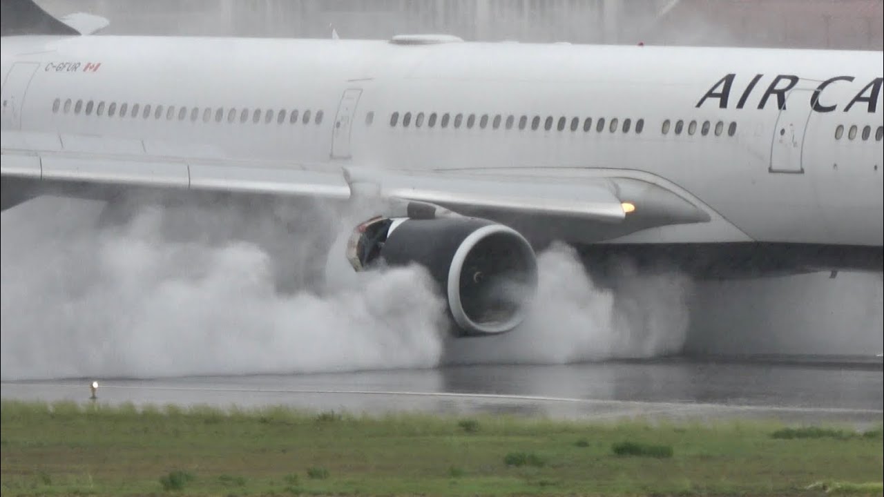 INTENSE Reverse Thrust with WET Runway at Lisbon Airport - Air Canada A330