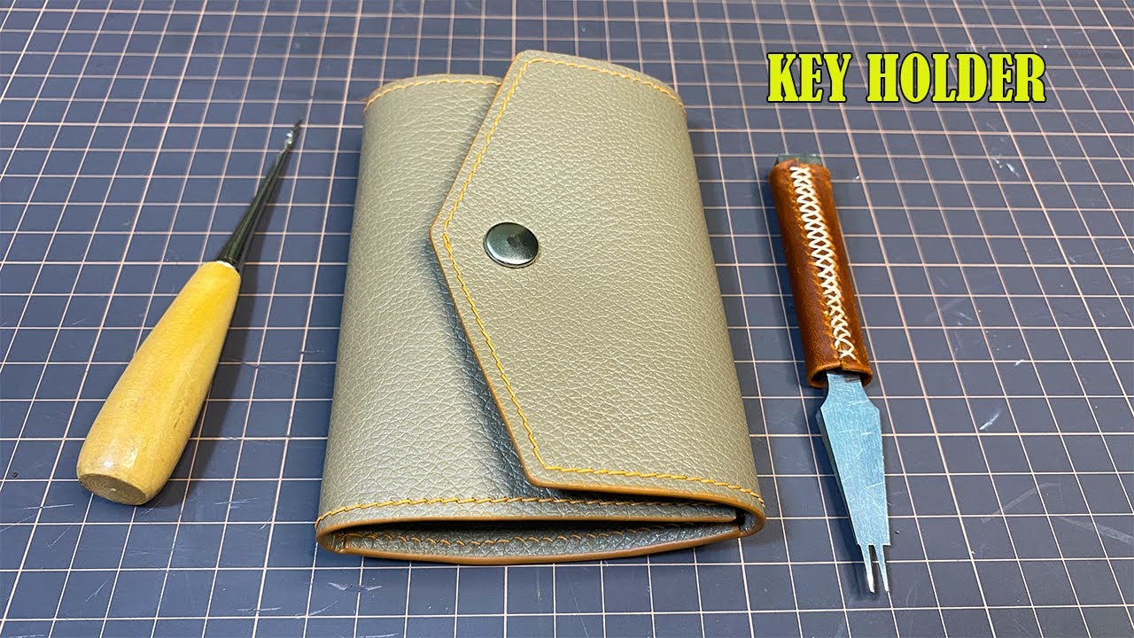 How to Make a Leather Key Wallet That Holds 6 Keys| DIY