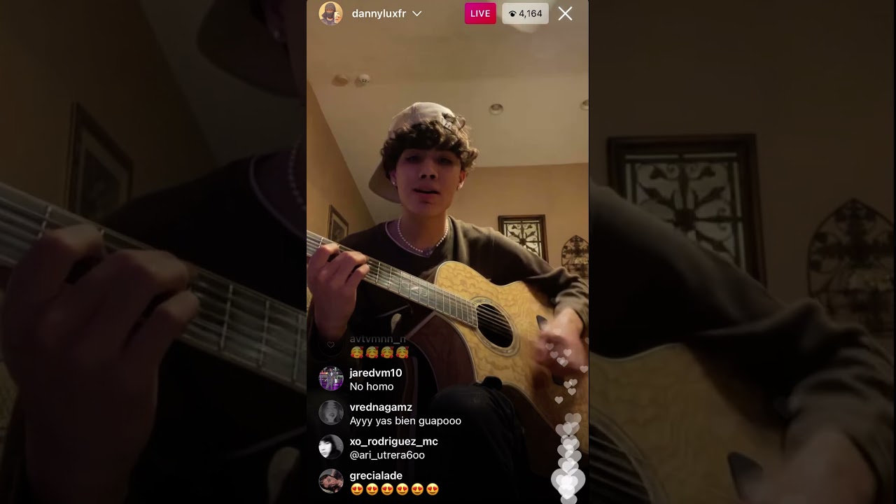 Danny Lux performs Jugaste y Sufrí on Instagram Live 😱 (December 2nd 2021)