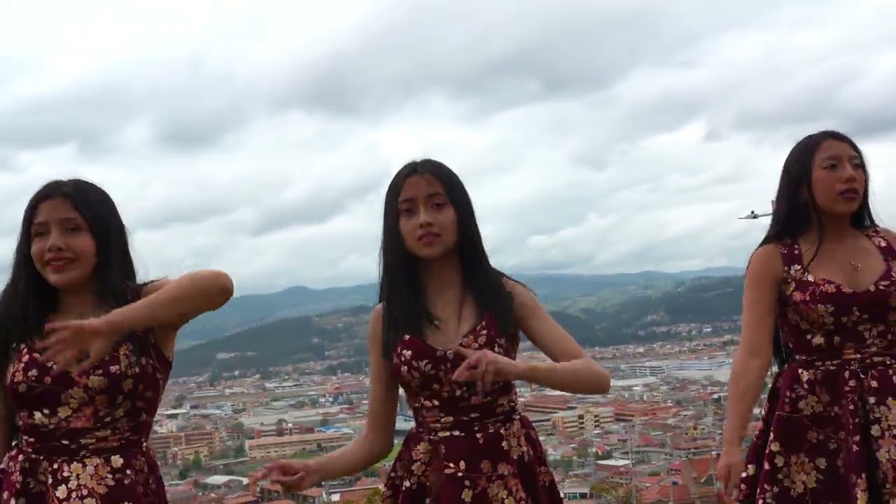 ROSA DE ESPINAS (GENERACION 21 ECUADOR)