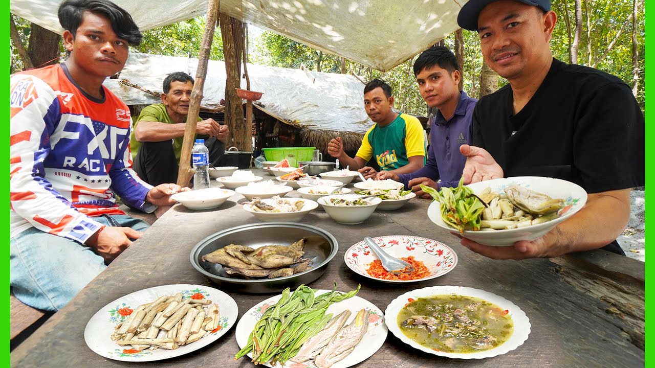 បទពិសោធន៍ថ្មីជាមួយជនជាតិដើមភាគតិចគួយនៅជាំពេន រសជាតិម្ហូបគួយ ភ្លក់បន្លែនិងផ្លែឈើព្រៃ ជាពិសផ្លែគុយ។