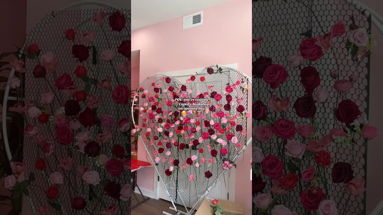 went to the grand opening of Philly&rsquo;s newest romance bookstore!🌹💕🥰📚