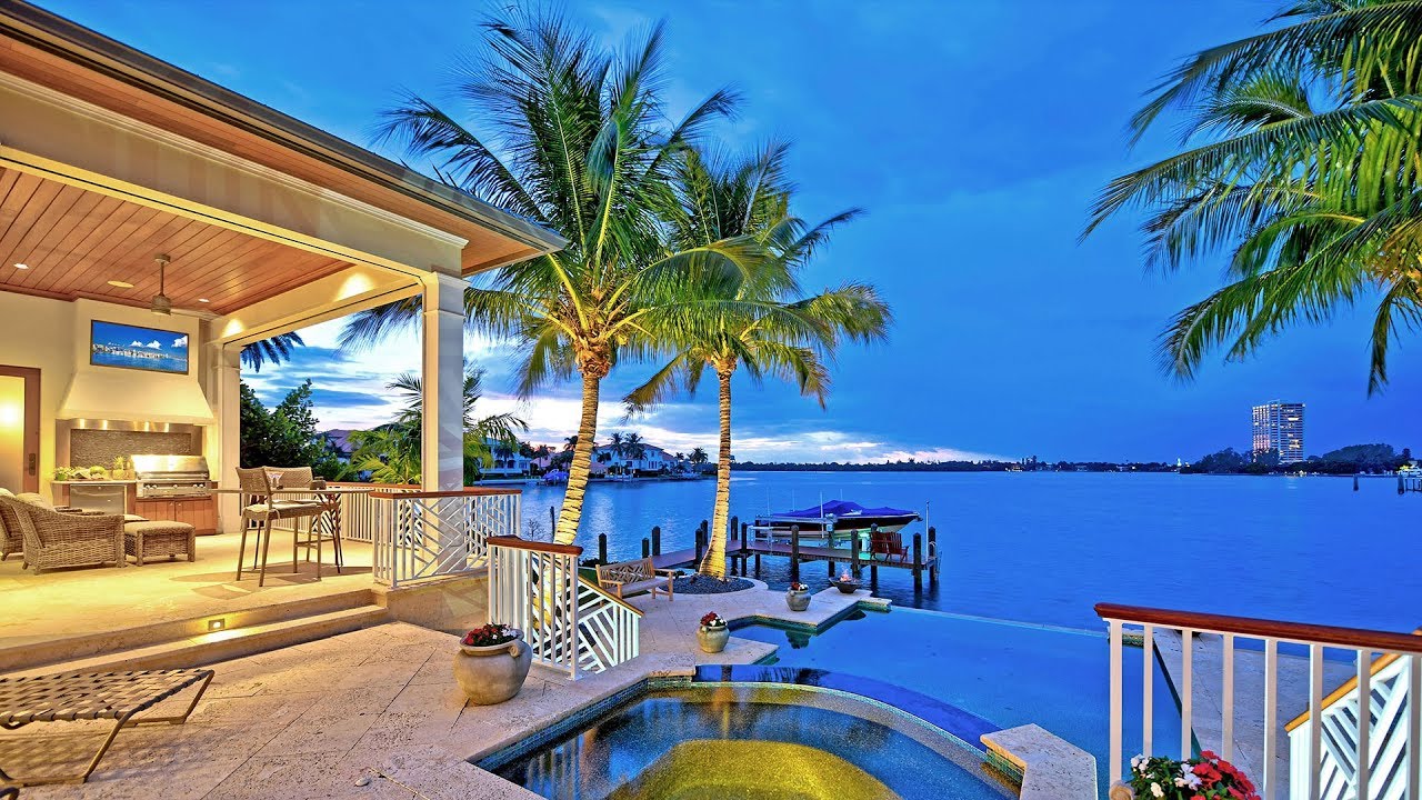 Bird Key Deep-Water Coastal Luxury Home