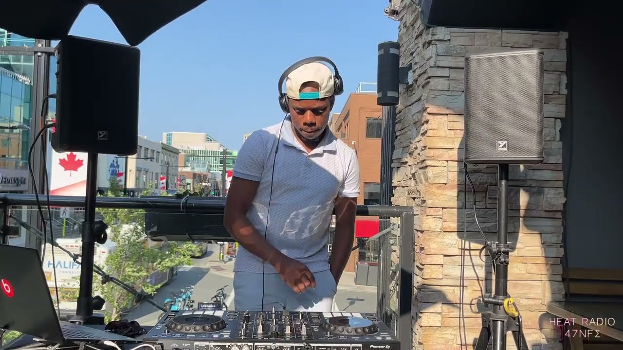 Heat Radio Mix 005  -  Afro House - Tech House - Patio Edition - Spring Garden Rd Halifax - TroniQue