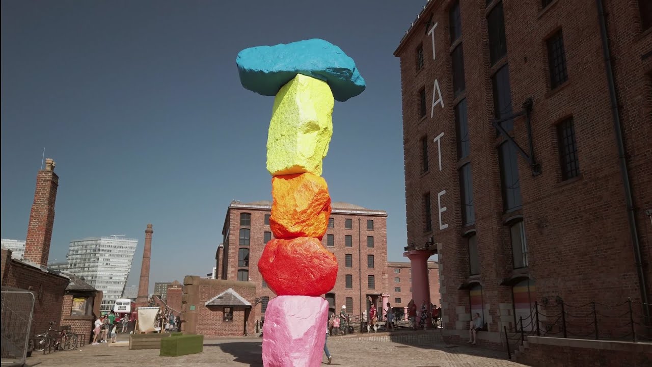 Liverpool Summer Evening Walk Tour 4K, Through Royal Albert Dock & City Centre with Binaural Audio
